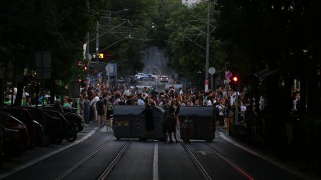 253 протести и блокади е имало в Сърбия само в петък 