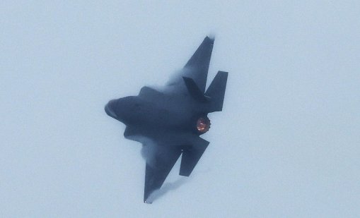 Южнокорейският изтребител-невидимка KF-21 постепенно изважда от употреба US двигателите